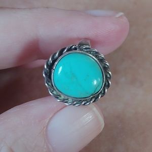 Beautiful Vintage Sterling & Turquoise Ring
